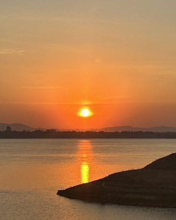 Coucher de soleil à Paksé